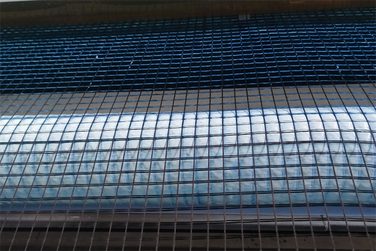 玻璃鋼格柵蓋板 打造垂釣園安全、耐用、美觀的走道優(yōu)選方案